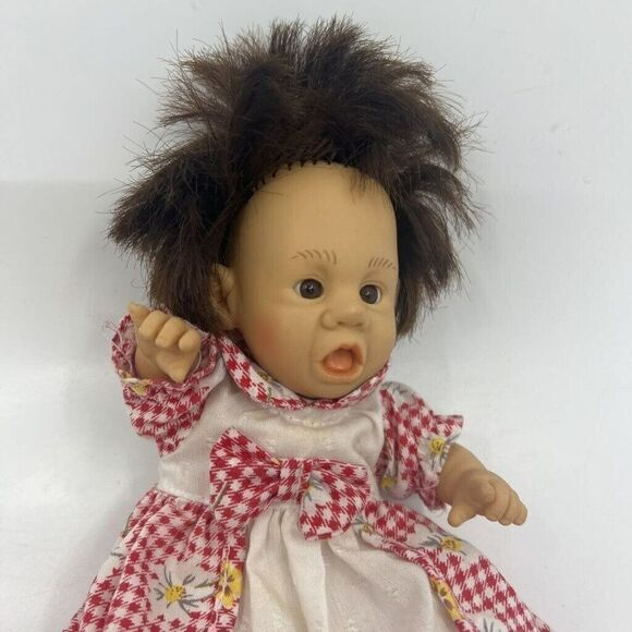 Vintage Gi-Go Toys Baby Girl Doll Red Gingham Floral Dress 9" - Picture 11 of 11